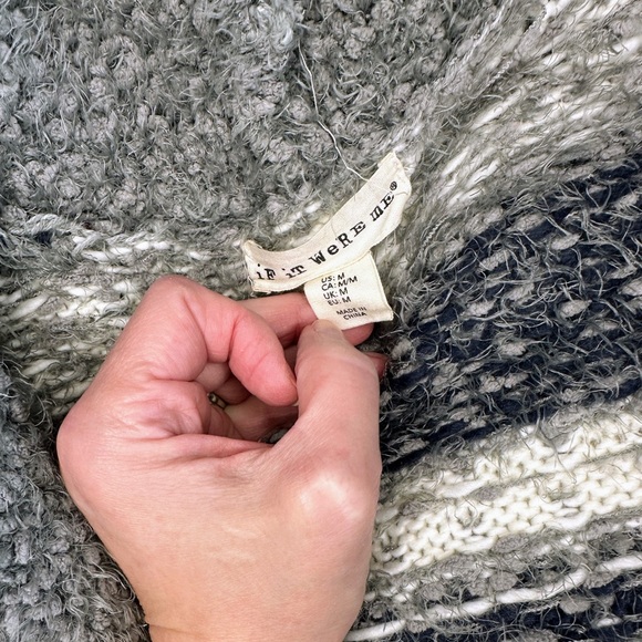 if it were me Gray and Blue Patterned Cardigan - Picture 2 of 3